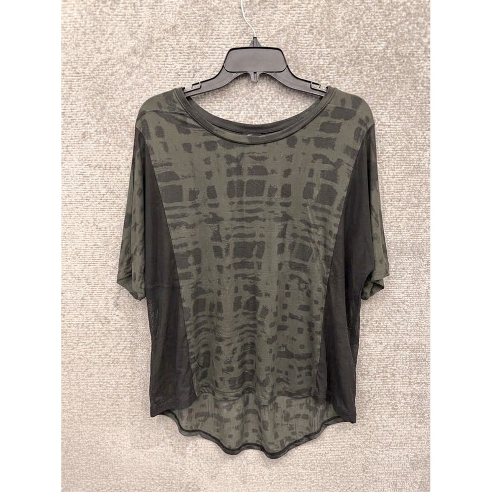 Lululemon Womens T-Shirt 10 Green Burnout Mesh Back Pleat High Low Hem Workout